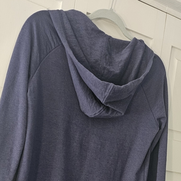 Winter hoodie dress - Picture 7 of 8